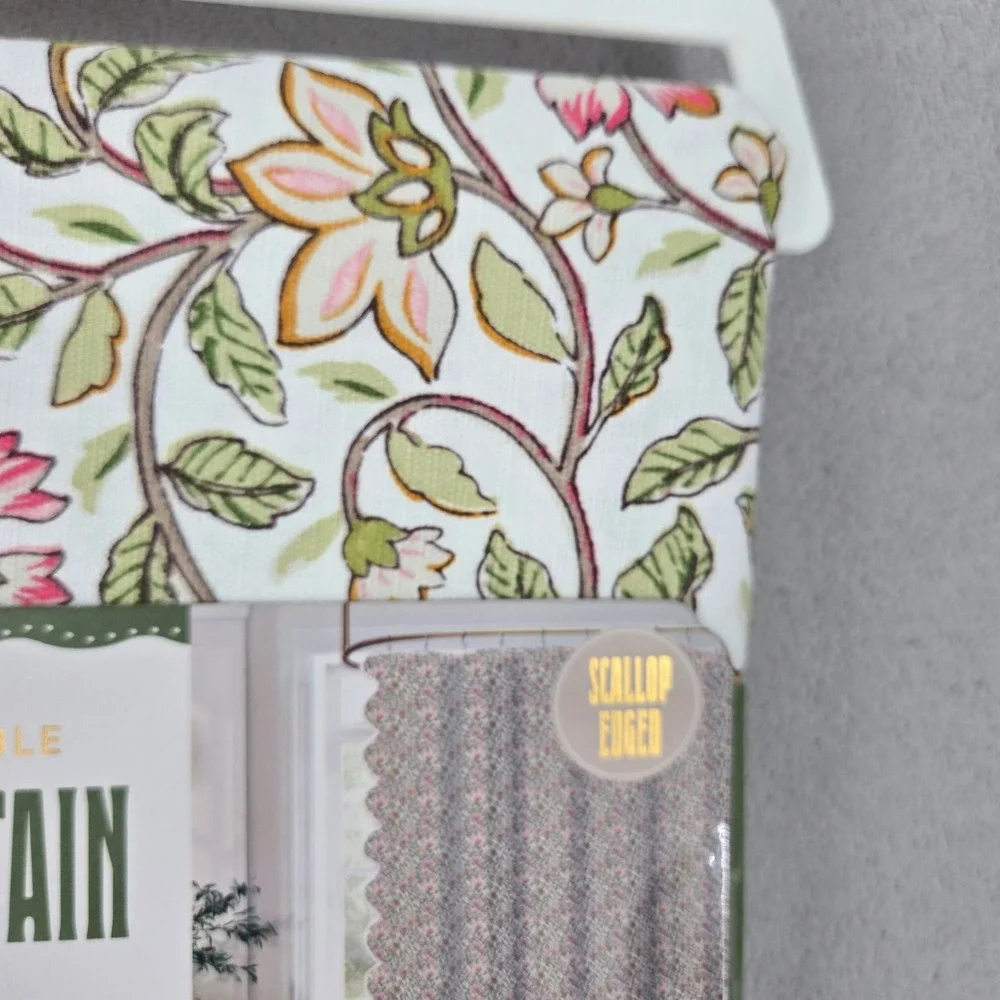 Studio Montrose New 72x72 Shower Curtain Floral Scalloped Cottagecore
